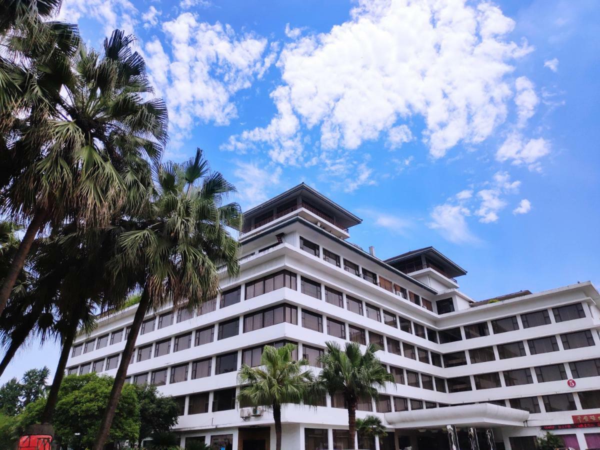 Guilin Ronghu Hotel Exterior photo