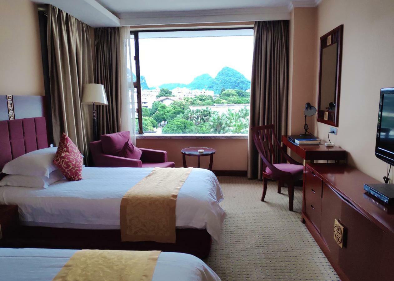 Guilin Ronghu Hotel Room photo